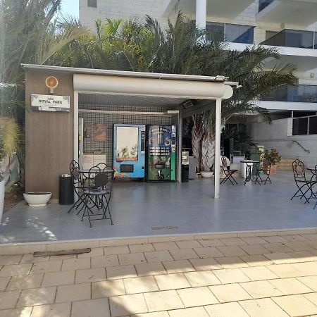 Royal Park Eilat Apartment ภายนอก รูปภาพ